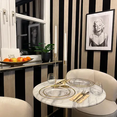 Apartament Nero Uno *